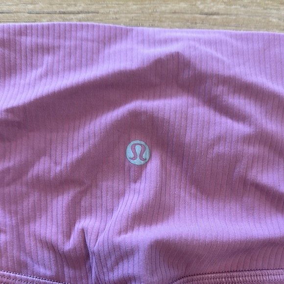 LULULEMON Leggings Size 4 in Excellent Condition - Picture 4 of 5
